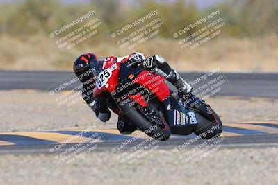 media/Mar-21-2025-CVMA Friday Practice (Fri) [[30cd4fe323]]/2-Racer 1/Session 3 (Turn 3)/